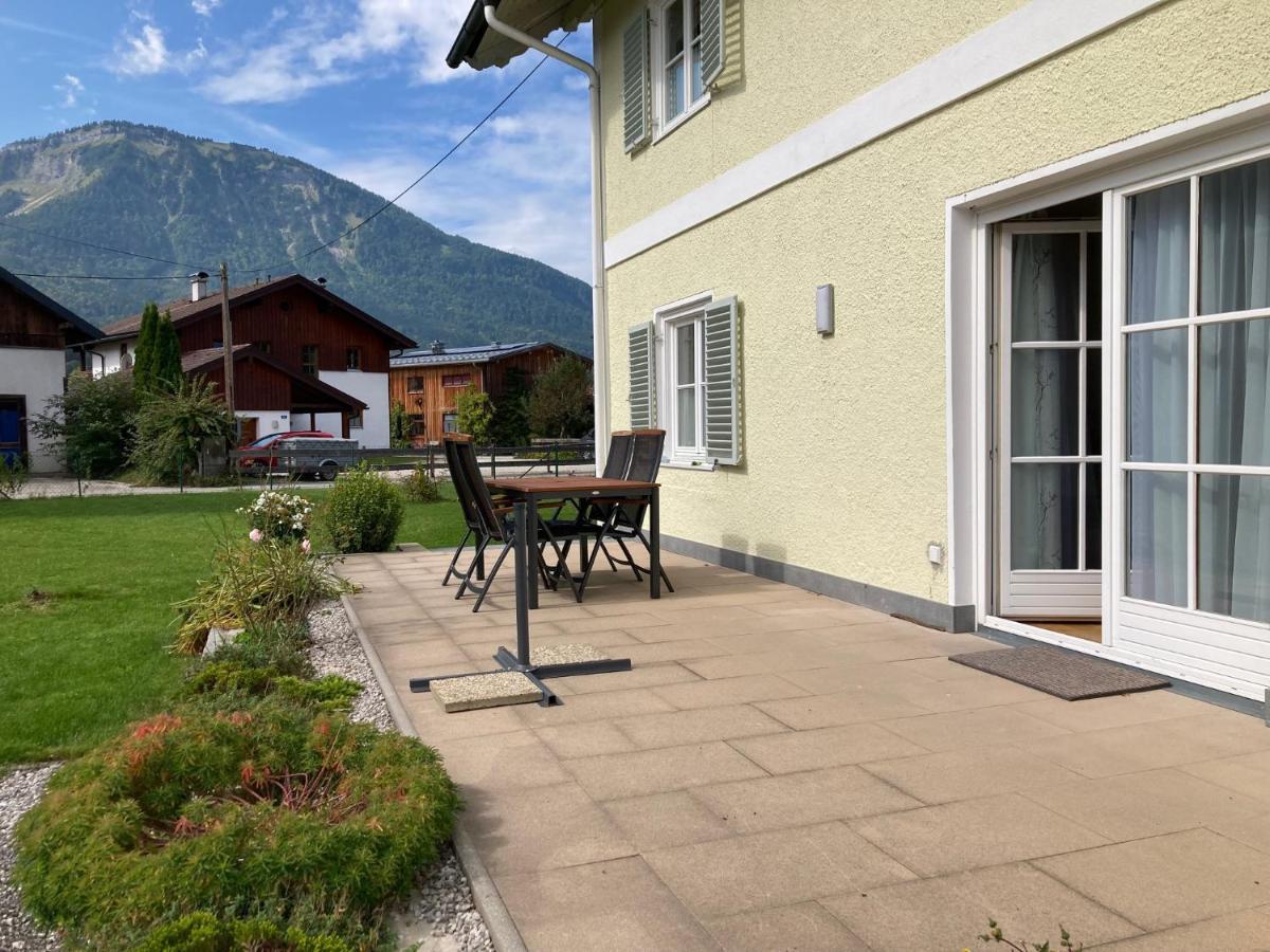 Apartementhaus Schoendorfer ชตรอเบิล ภายนอก รูปภาพ
